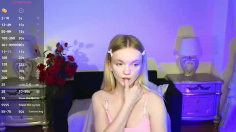 Snapshot of roses_kate chatting on 09.12.25 Sweety Kate online show from 09.12.25