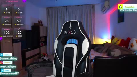 Snapshot of rosesarered97 chatting on 10.02.25 Abbygail online show from 10.02.25