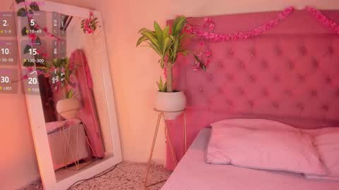   online show from 09.24.25