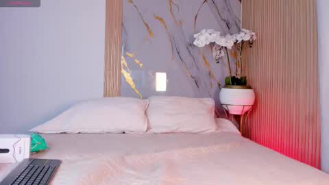   online show from 02.03.26