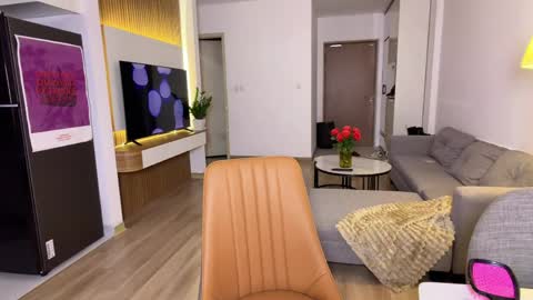 Roshelle online show from 04.16.26