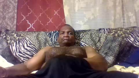 Roshun Haynes online show from 12.20.25