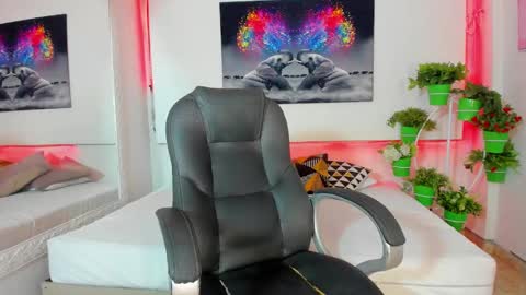 rosi_cooper online show from 12.22.24