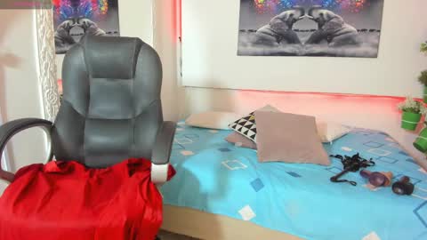 rosi_cooper online show from 02.13.25
