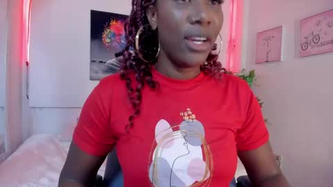 Snapshot of rosi_cooper chatting on 04.25.26 rosi_cooper online show from 04.25.26