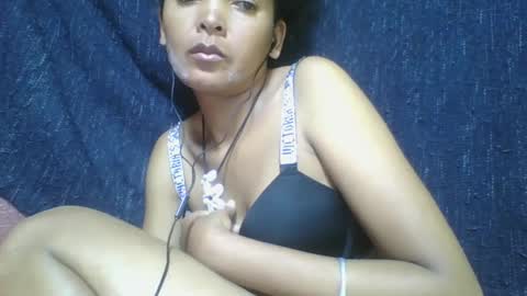 rosia685234 online show from 02.18.25