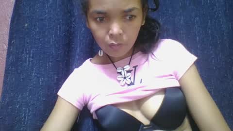 rosia685234 online show from 02.23.25