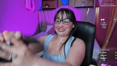 Snapshot of rosie_jhons chatting on 10.22.25 rosie_jhons online show from 10.22.25