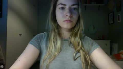 Snapshot of rosie_june chatting on 07.22.26 Rosie online show from 07.22.26