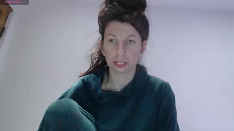 Snapshot of rosiehayes chatting on 03.20.26 RosieHayes online show from 03.20.26