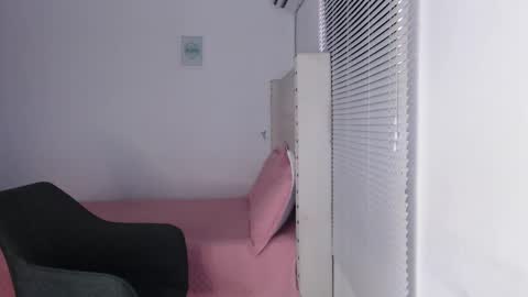 rosiehw online show from 10.14.25