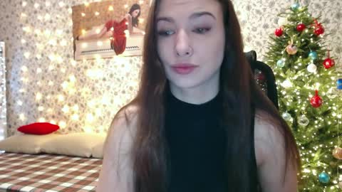 Snapshot of rosierosa chatting on 12.14.24 Rosie is waiting for YOU online show from 12.14.24