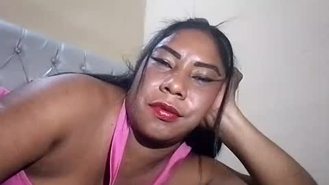 rosmerynavarro online show from 02.18.25