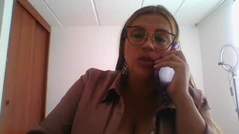 Snapshot of rossanalionheart chatting on 12.11.24 Rossana online show from 12.11.24