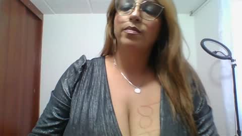Snapshot of rossanalionheart chatting on 01.14.25 Rossana online show from 01.14.25