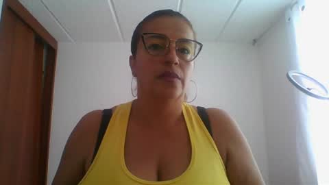 Snapshot of rossanalionheart chatting on 02.02.25 Rossana online show from 02.02.25