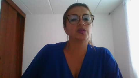 Snapshot of rossanalionheart chatting on 02.05.25 Rossana online show from 02.05.25