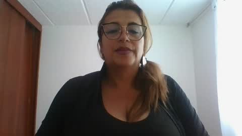 Snapshot of rossanalionheart chatting on 02.09.25 Rossana online show from 02.09.25