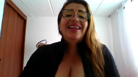 Snapshot of rossanalionheart chatting on 02.16.25 Rossana online show from 02.16.25