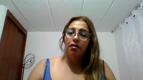 Snapshot of rossanalionheart chatting on 02.20.25 Rossana online show from 02.20.25
