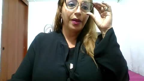Snapshot of rossanalionheart chatting on 03.04.25 Rossana online show from 03.04.25