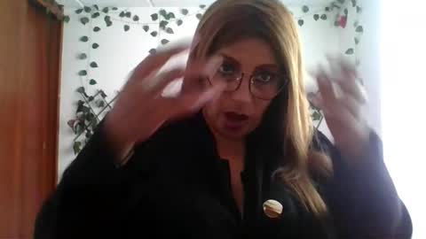 Rossana  online show from 10.16.25