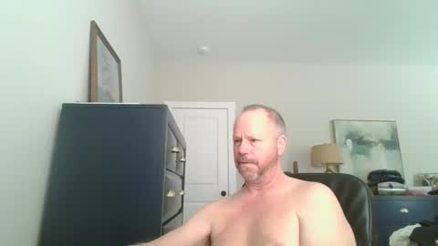 Snapshot of rossd1961 chatting on 02.28.25 nanook online show from 02.28.25