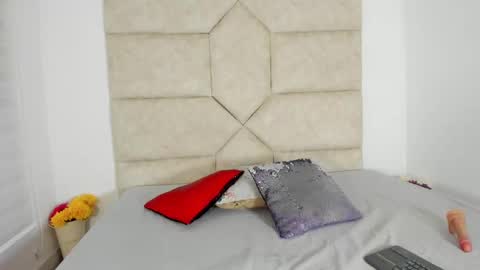 rosse_evans_3 online show from 09.13.25