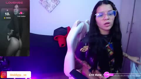 Snapshot of rossebunny25 chatting on 11.01.25 Rosse online show from 11.01.25