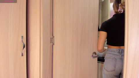 Rosse Daw Independent model  online show from 12.06.24
