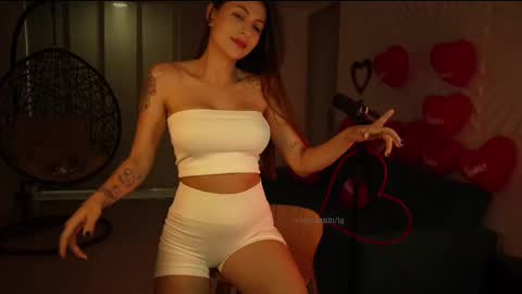 Snapshot of rosseyquiin chatting on 02.17.25 Rossey online show from 02.17.25