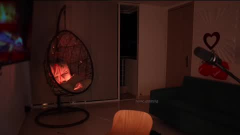 Snapshot of rosseyquiin chatting on 02.24.25 Rossey online show from 02.24.25