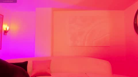 Snapshot of rossierhoades chatting on 12.31.24 Rossie Rhoades online show from 12.31.24
