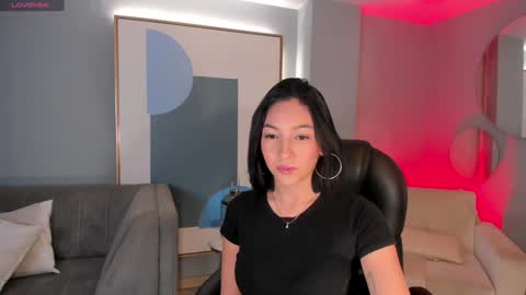 Snapshot of rossierhoades chatting on 01.12.25 Rossie Rhoades online show from 01.12.25