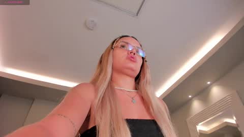 Rossie Rivers online show from 04.09.26