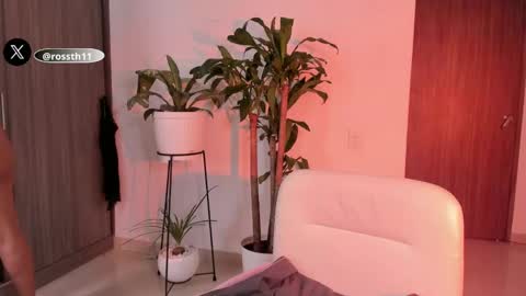 Im Ross   online show from 09.13.25