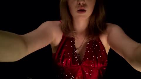 Snapshot of rosy_petal chatting on 10.17.25 rosy_petal online show from 10.17.25