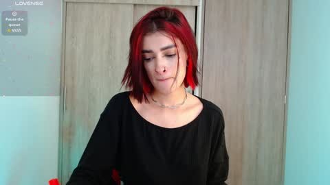 Snapshot of rot_wallace chatting on 01.24.25 rot_wallace online show from 01.24.25