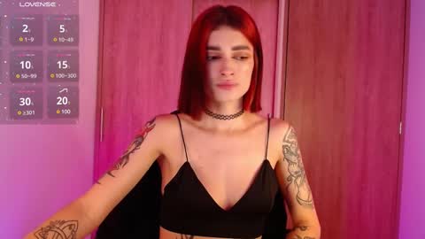 Snapshot of rot_wallace chatting on 02.11.25 rot_wallace online show from 02.11.25