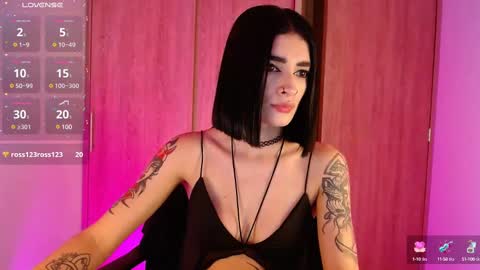 Snapshot of rot_wallace chatting on 02.21.25 rot_wallace online show from 02.21.25