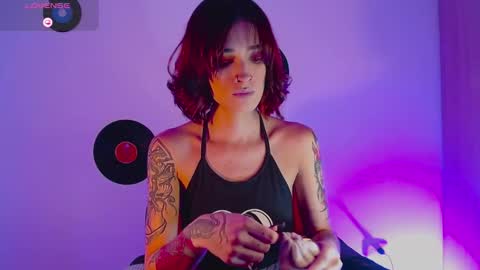 Snapshot of rot_wallace chatting on 10.13.25 rot_wallace online show from 10.13.25