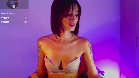 Snapshot of rot_wallace chatting on 10.24.25 rot_wallace online show from 10.24.25