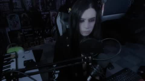 Snapshot of rotten_dreams chatting on 02.20.25 rot online show from 02.20.25