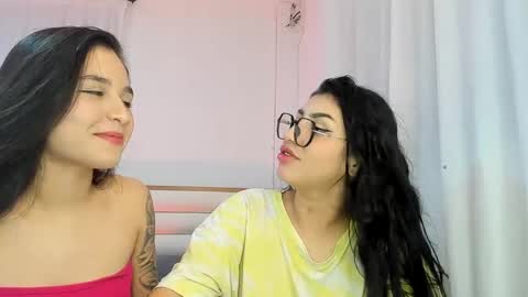 Snapshot of rous_and_sweet chatting on 09.11.25 Rous and Sweet online show from 09.11.25