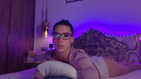 Snapshot of rouse_leon chatting on 06.15.26 Rouse leon online show from 06.15.26