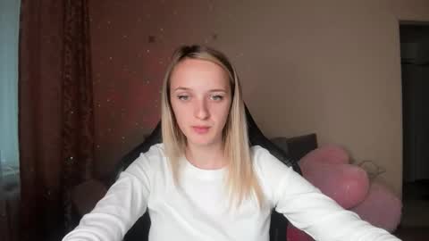 Snapshot of rousereed chatting on 09.18.25 Rouse online show from 09.18.25