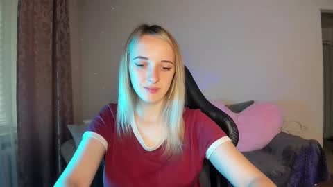 Snapshot of rousereed chatting on 10.08.25 Rouse online show from 10.08.25