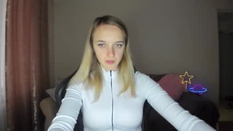 Snapshot of rousereed chatting on 10.22.25 Rouse online show from 10.22.25