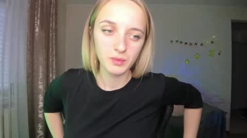 Snapshot of rousereed chatting on 10.29.25 Rouse online show from 10.29.25