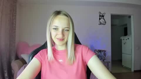Snapshot of rousereed chatting on 06.21.26 Rouse online show from 06.21.26